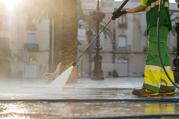 Best Patio and Deck Pressure Washing  in Newton, IA